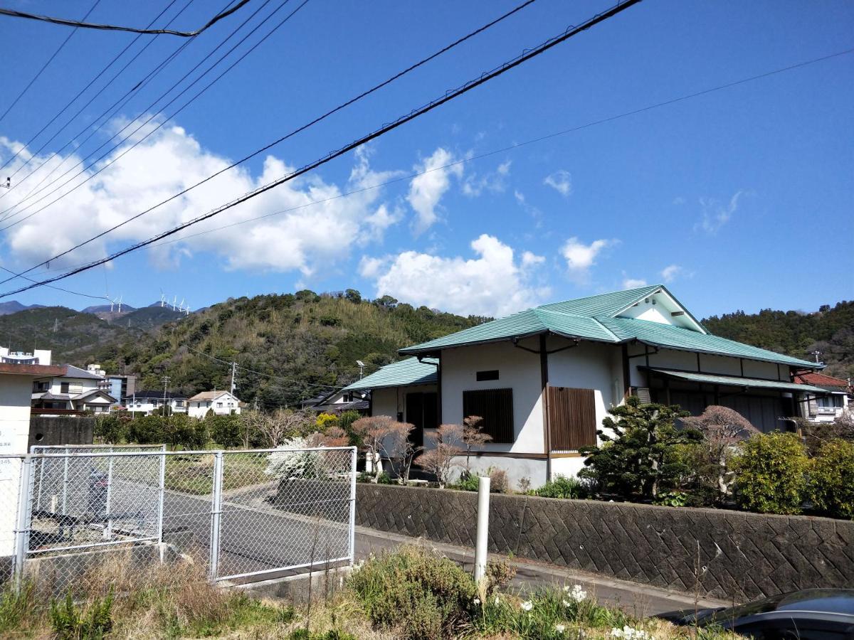 Izu Shirada Villa 伊豆白田家 Хигашиизу Екстериор снимка